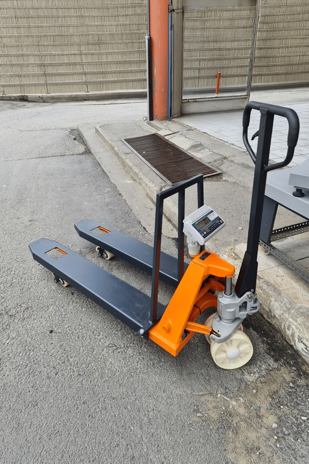 Transpalet Baskül - 2 Ton Döküm Pompalı