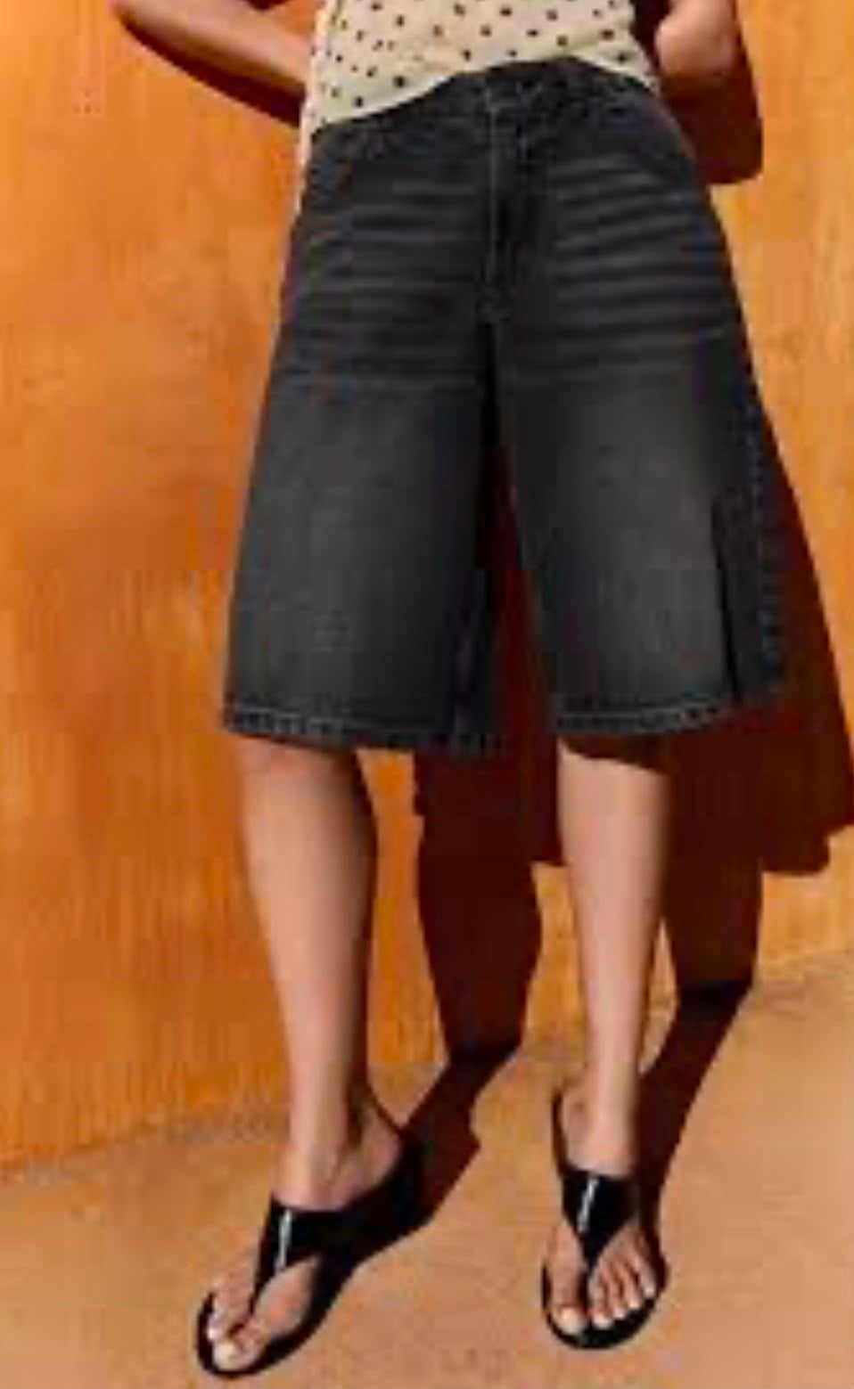 Siyah Bermuda Denim Şort
