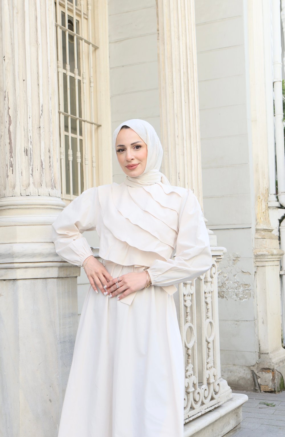 Fırfır Detaylı Kuşaklı Terikoton Elbise Krem    HNT0313