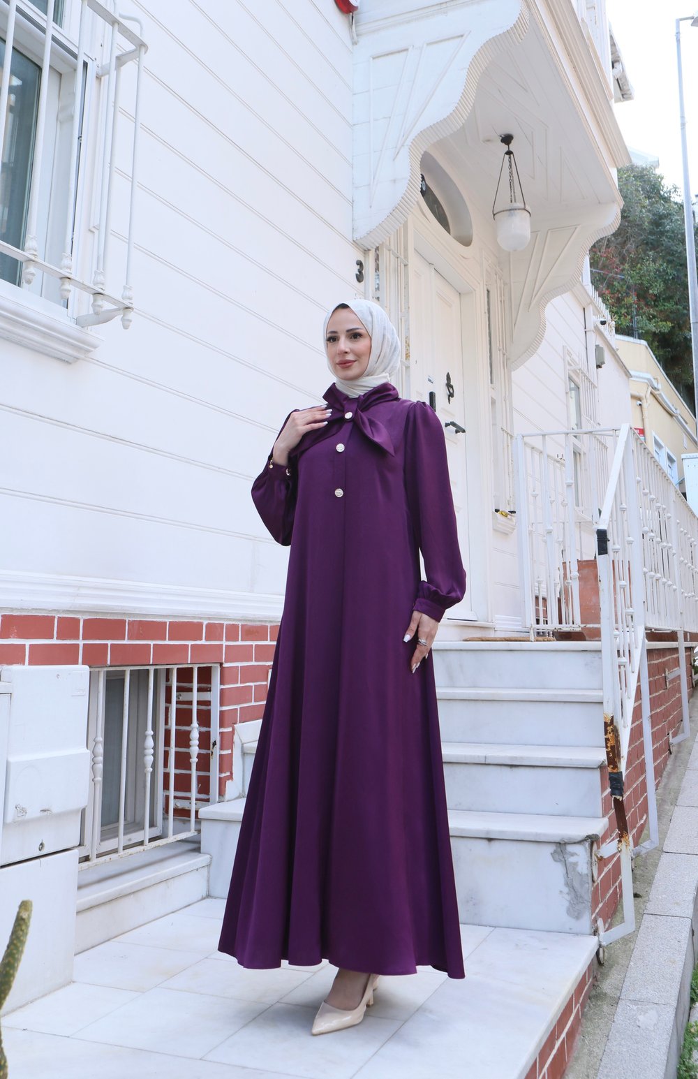 Fiyonklu Düğme  Detaylı Tesettür Elbise Mürdüm   HNT1012