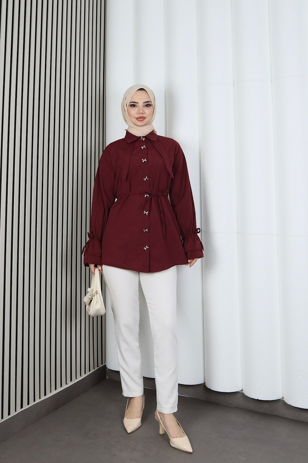 Kelebek Taş Düğme Detaylı  Bağcıklı Tunik Bordo  HNT2126