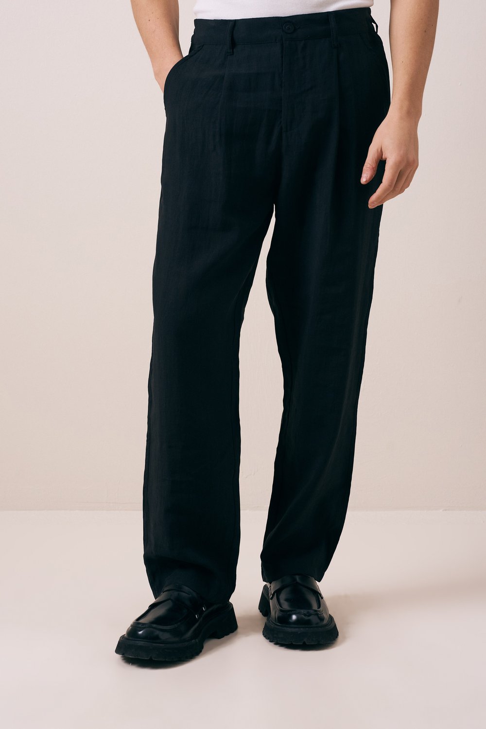 Baggy Fit Dökümlü Pantolon