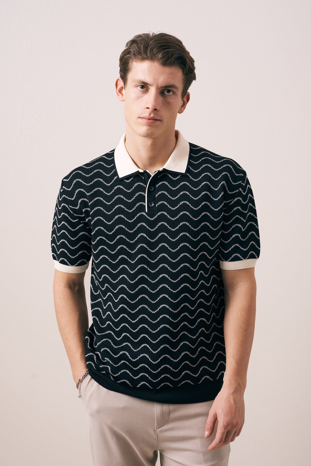 REGULAR FIT GEOMETRİK DESEN DÜĞMELİ POLO TRİKO T-SHIRT