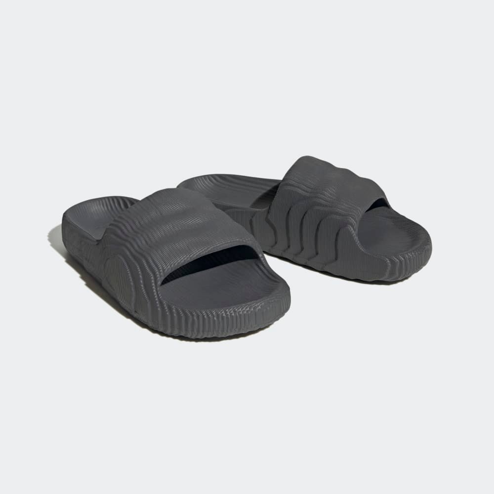 ADILETTE 22