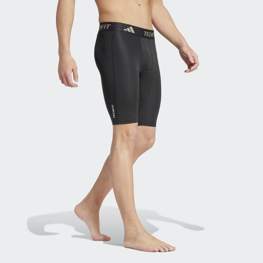 TF BASE SHORT T