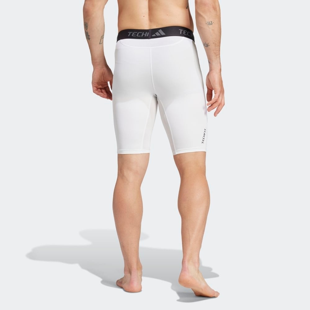 TF BASE SHORT T