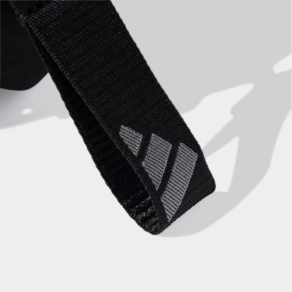 ADIDAS SP WB