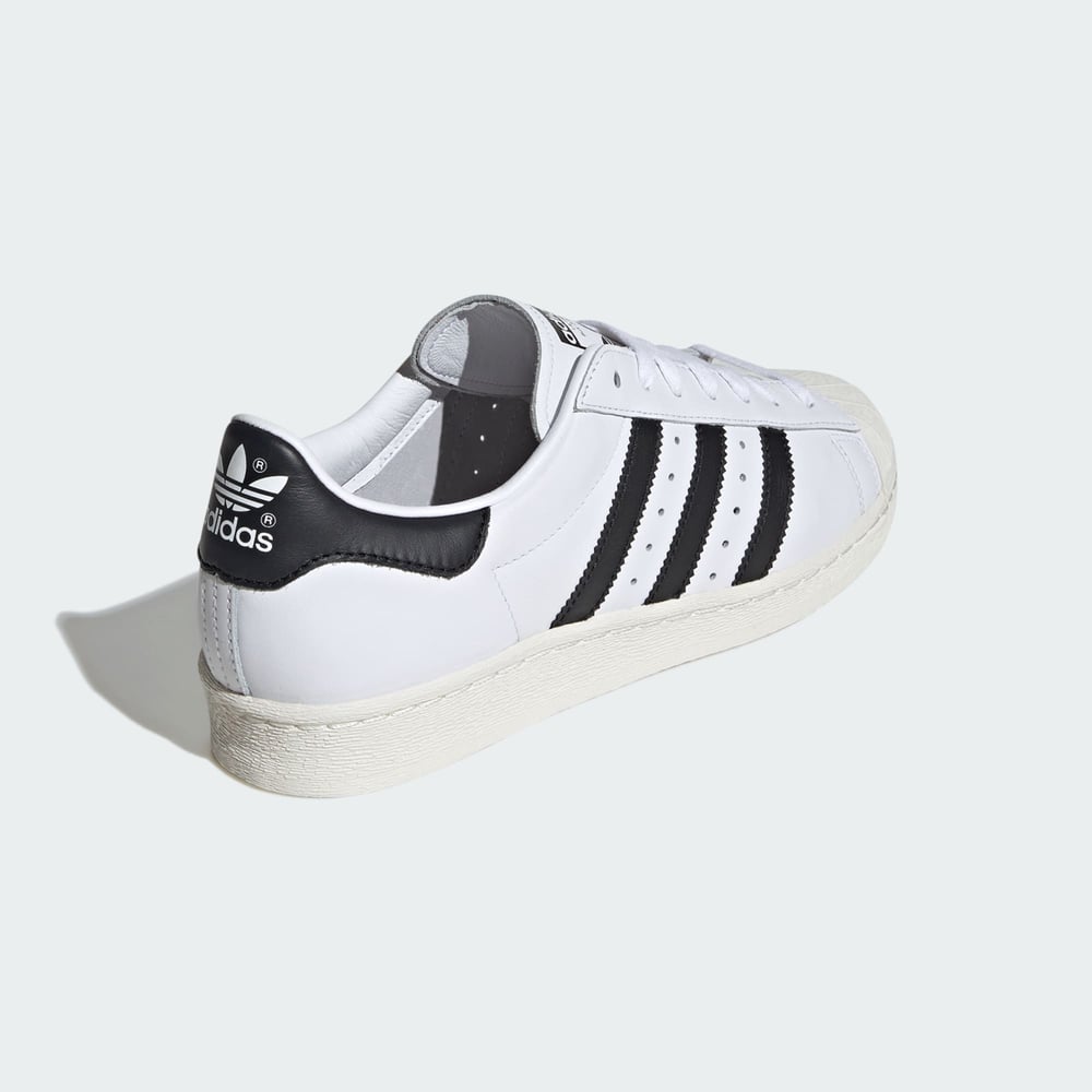 SUPERSTAR 82