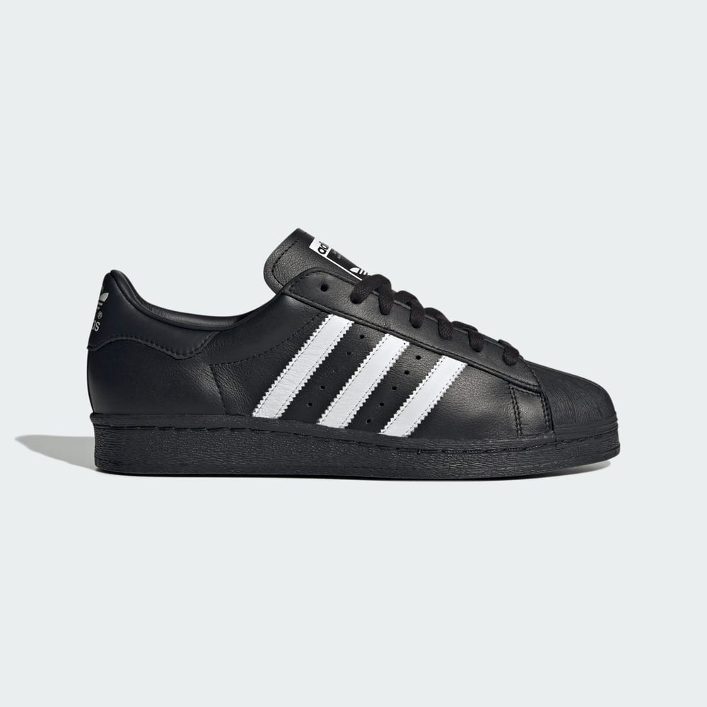 SUPERSTAR 82