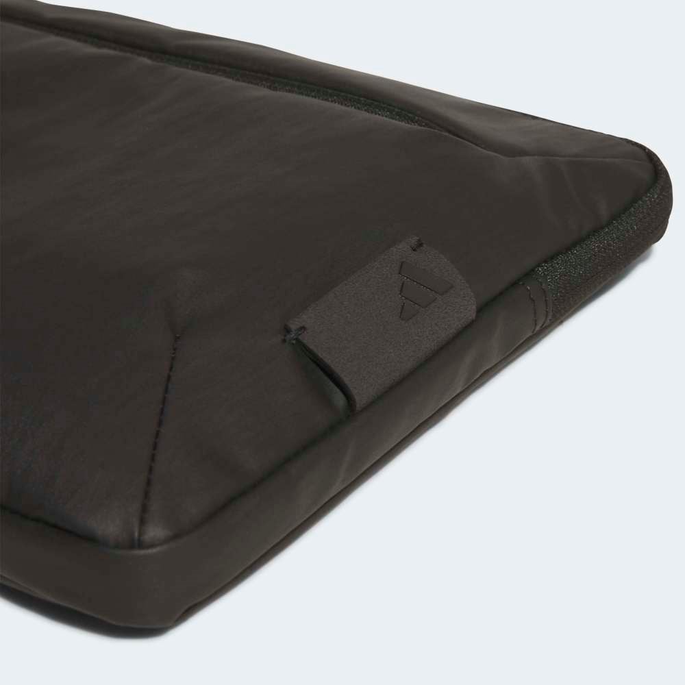 4NWL Siyah Laptop Çantası