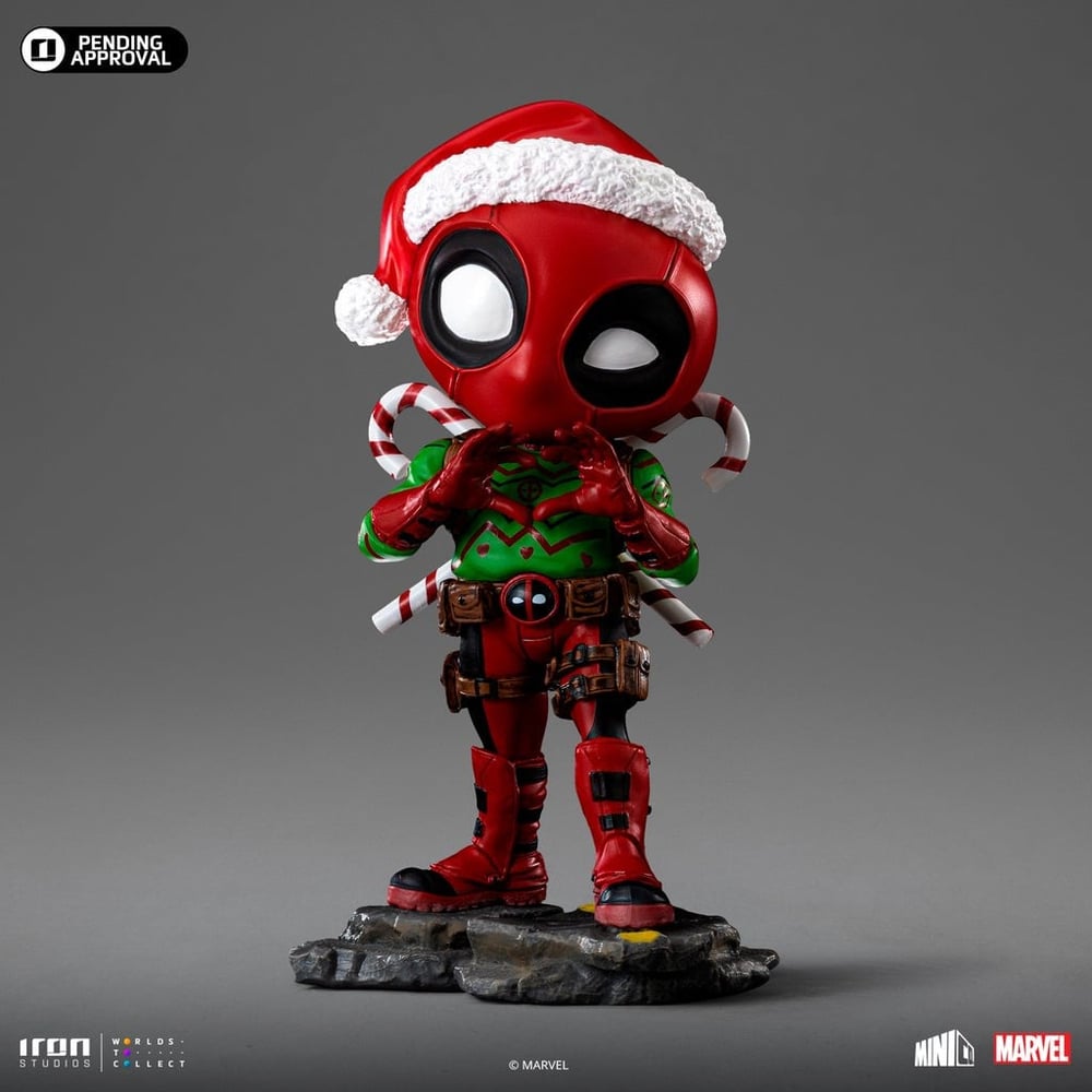 Statue Deadpool (Holidays Version) - Marvel Comics - Minico - Iron Studios