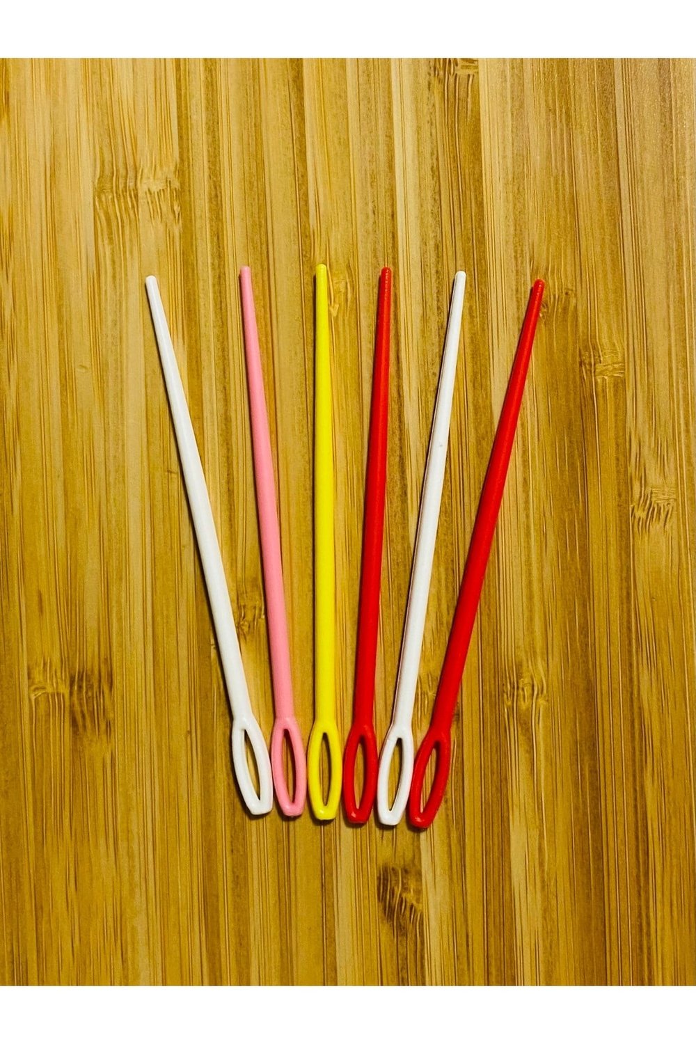 Plastik Yün Örgü Dikiş İğnesi 9cm. 6’lı Paket. Renkli. Varyant:3