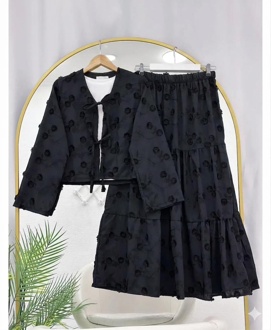 Kadın çiçek nakışlı kimono etekli takım - siyah