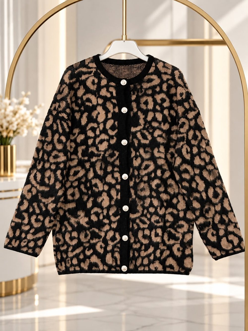 Kadın Tesettür Leopar Desenli Düğmeli Triko Hırka Kahverengi