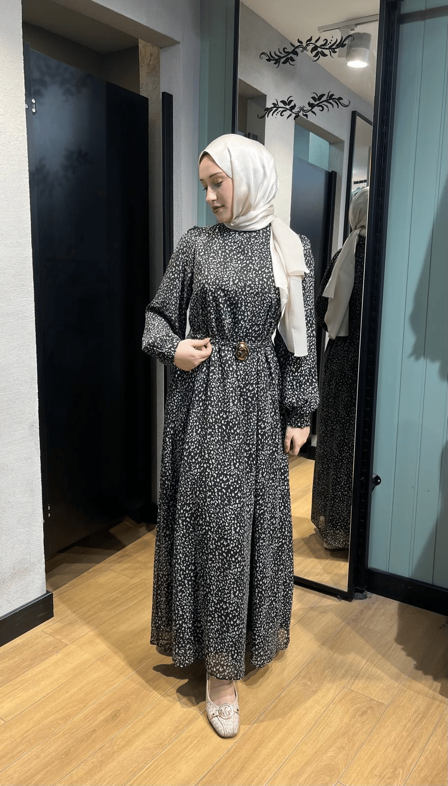 Desenli Şifon Elbise Siyah