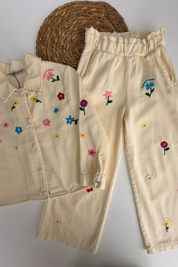 Çiçek Nakış Detaylı Ceket ve Pantolon Takım (Bej)