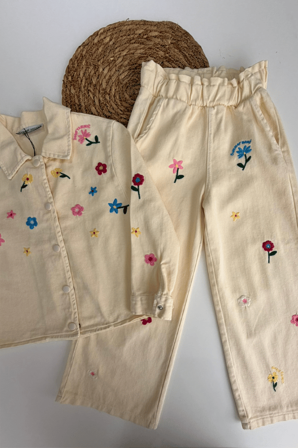 Çiçek Nakış Detaylı Ceket ve Pantolon Takım (Bej)
