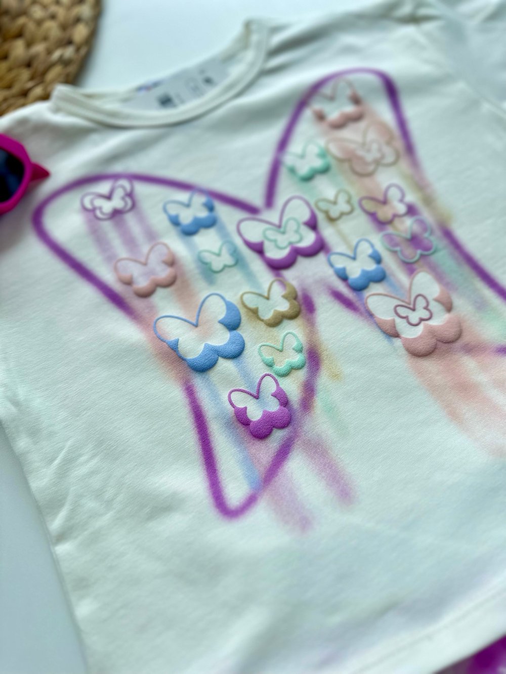 Kelebek Detaylı Tişört ve Tüllü Etek Takım – Pastel