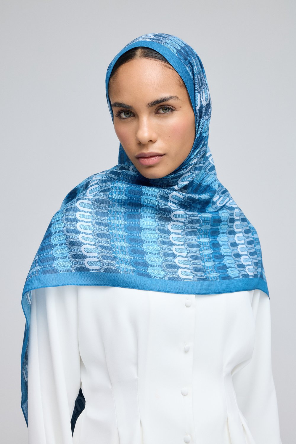 BLUE AMARA