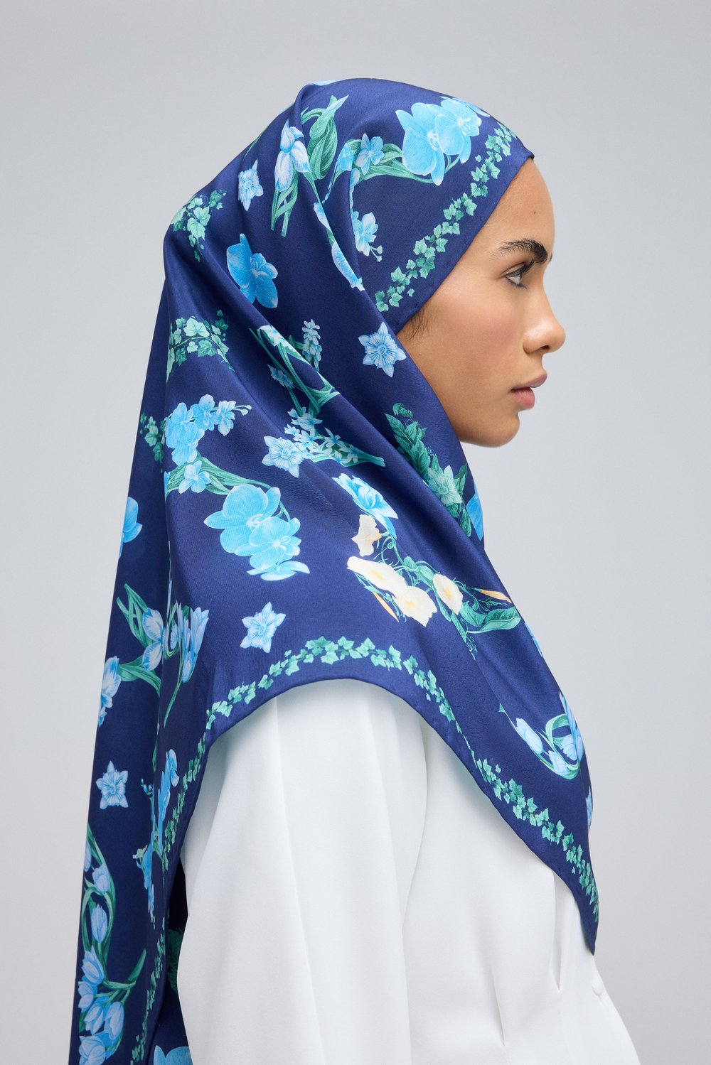 BLUE DAHLİA ŞAL