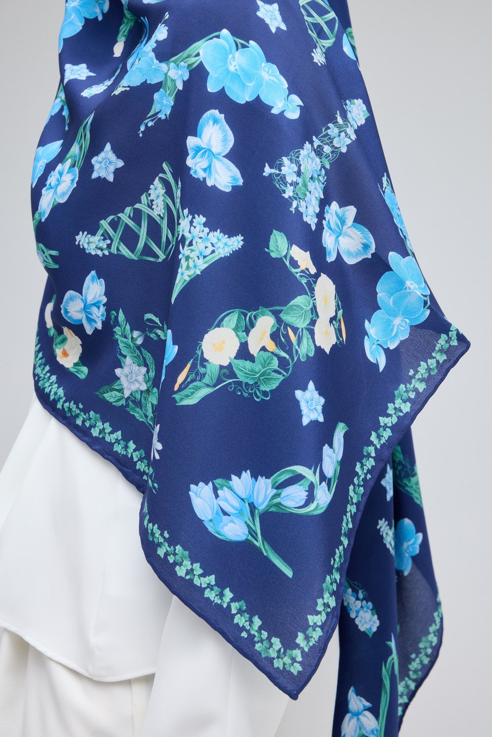 BLUE DAHLİA ŞAL