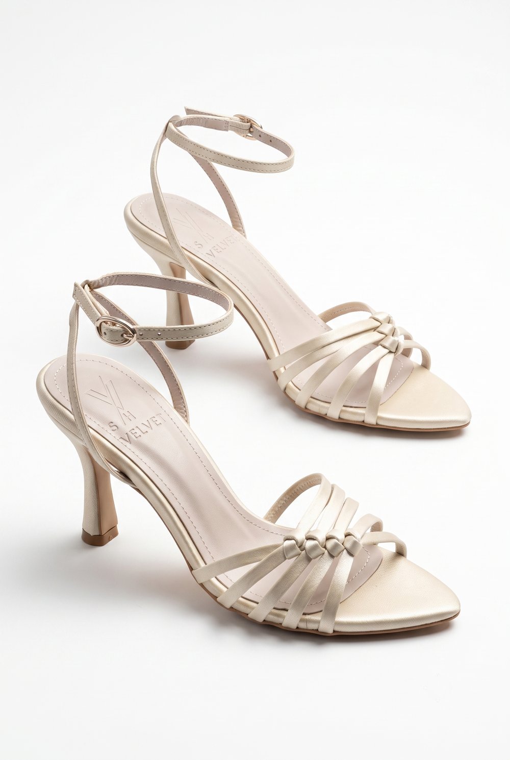 Kadın Bej Saten Bilekten Bağlamalı Topuklu Ayakkabı Forty