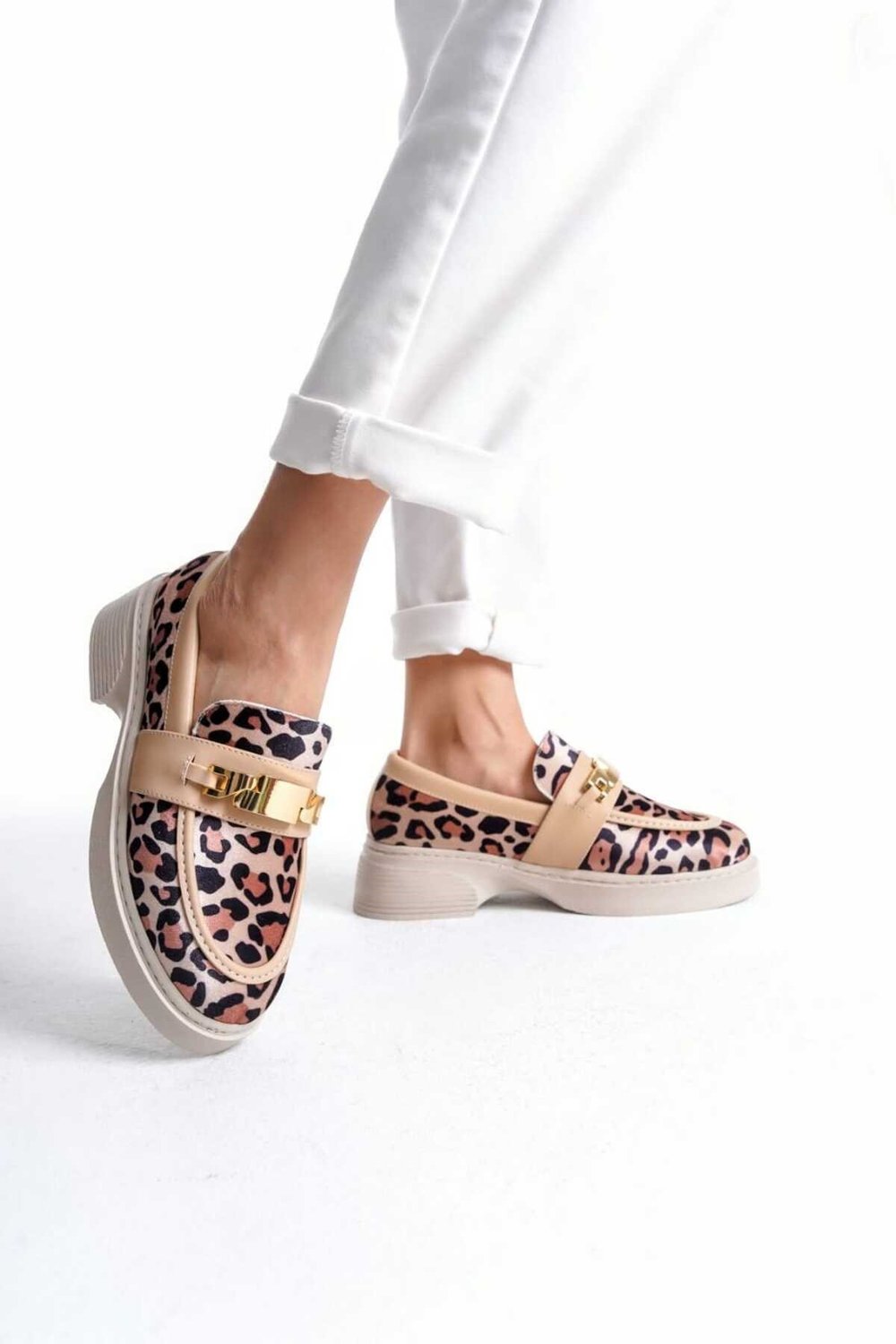 Kadın Günlük Loafer Metal Tokalı Leopar Rahat Ayakkabı