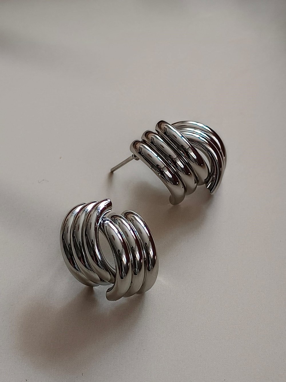Silver Küpe