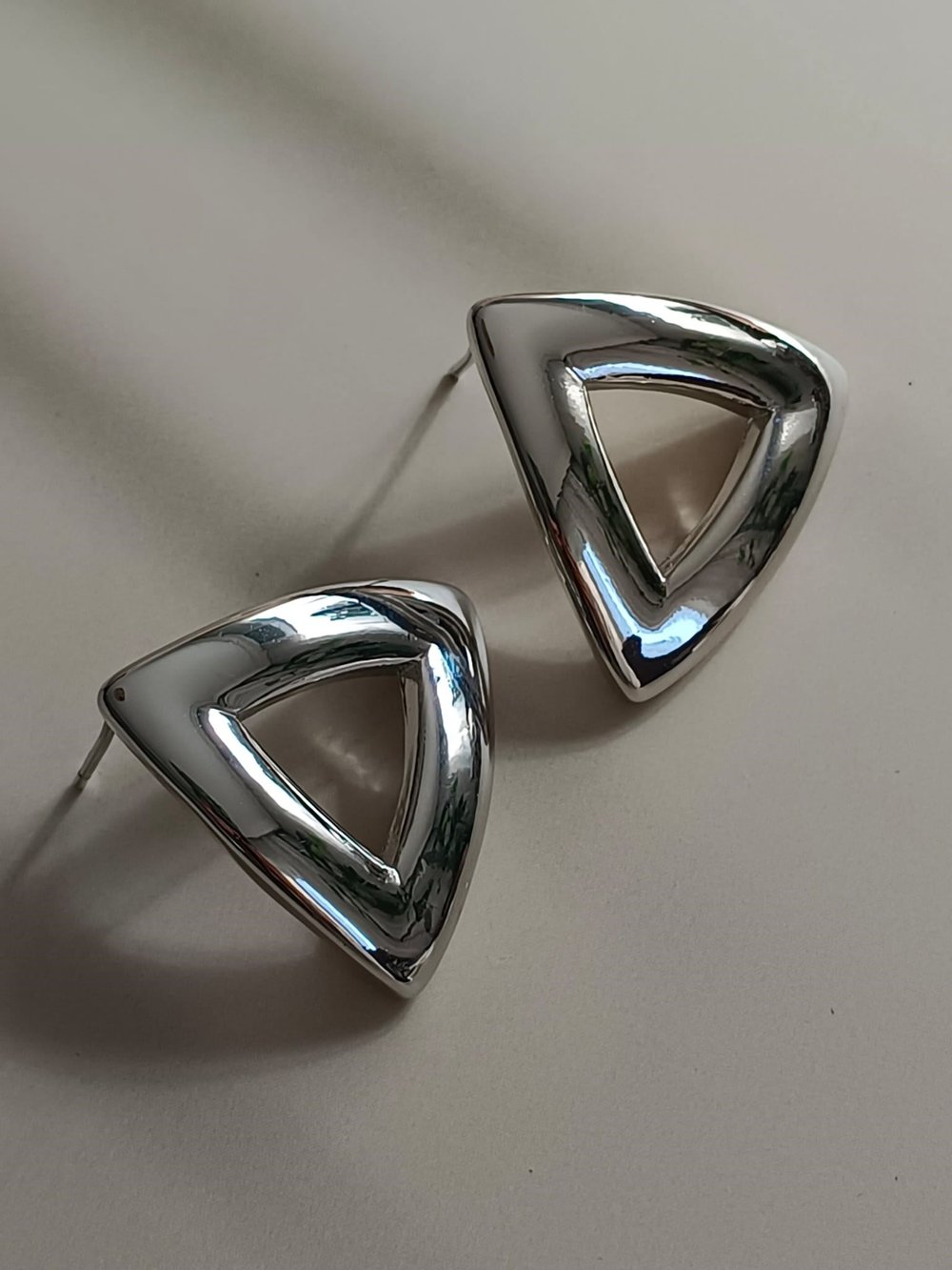 Üçgen Küpe Silver