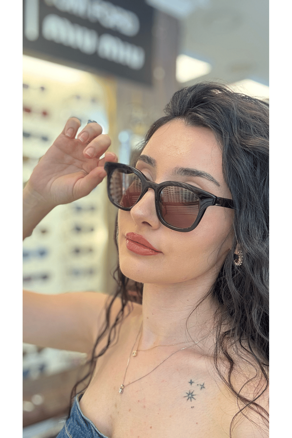 130 49 C3 Güneş Gözlüğü