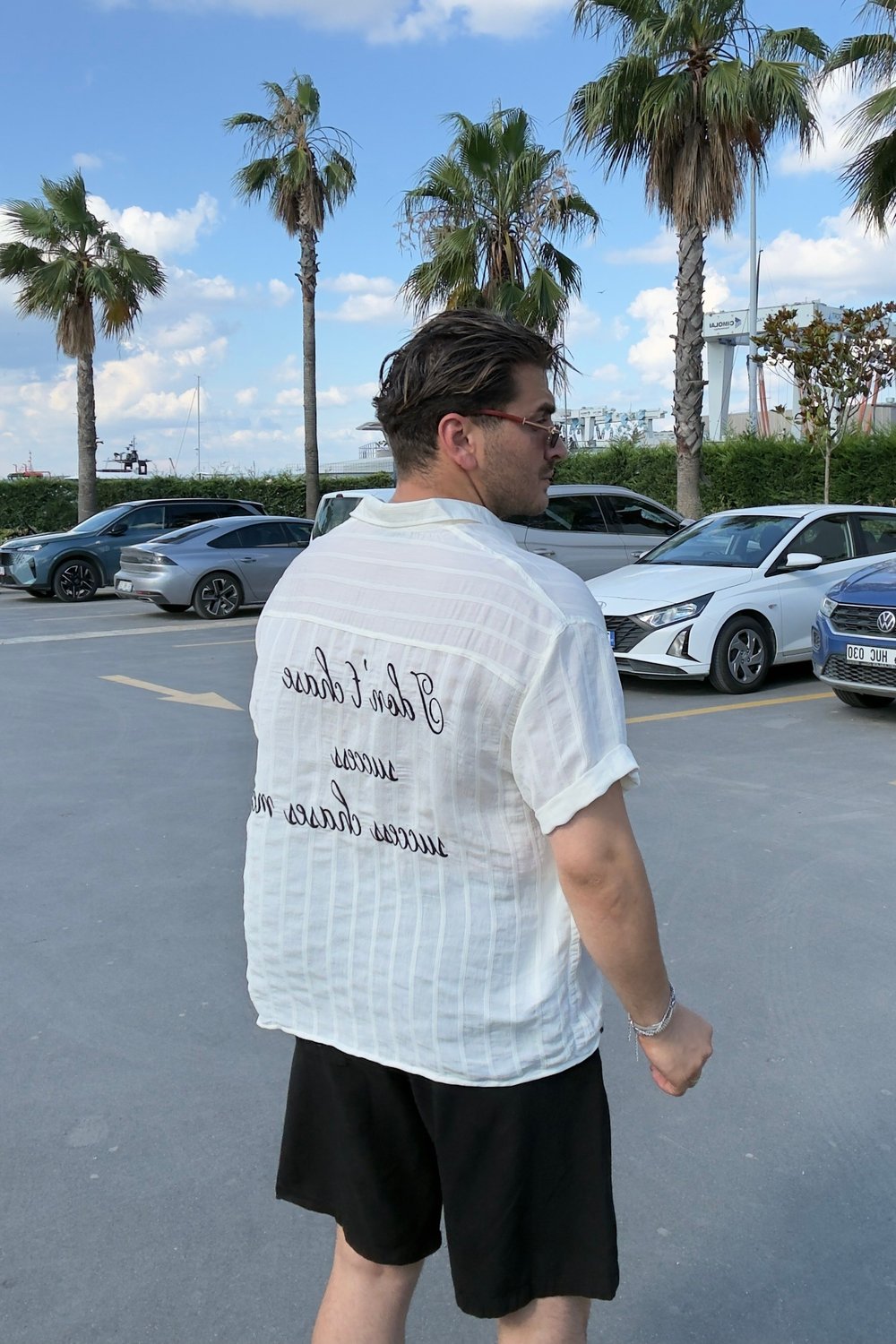 Baskılı Yumuşak Dokulu Gömlek Beyaz