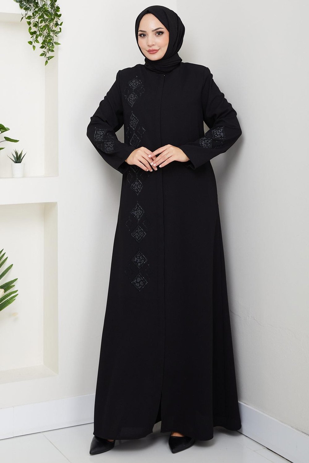 Deri İşlemeli Ferace Siyah HM2849