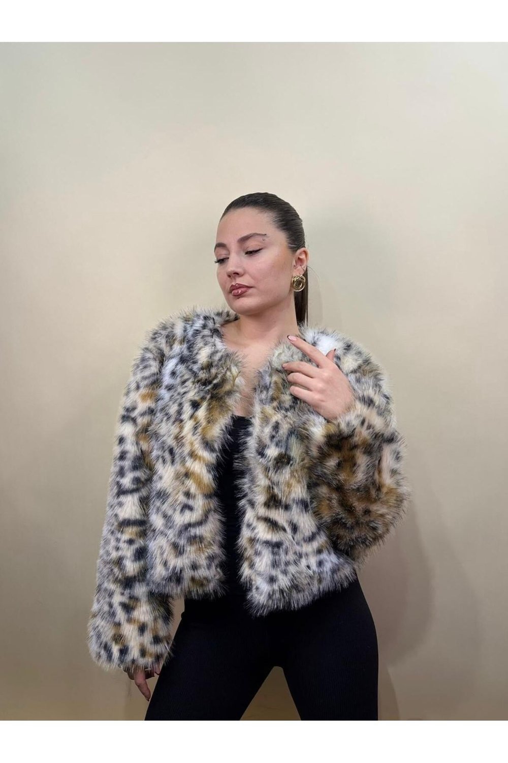 Kadın Leopar Desen Suni Kürk Ceket – Yumuşak Dokulu, Oversize Kürk Ceket