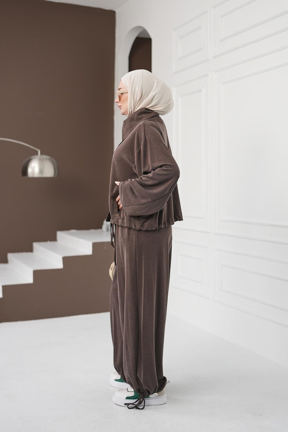 Büzgü Detaylı Pantolon Takım - Kahverengi