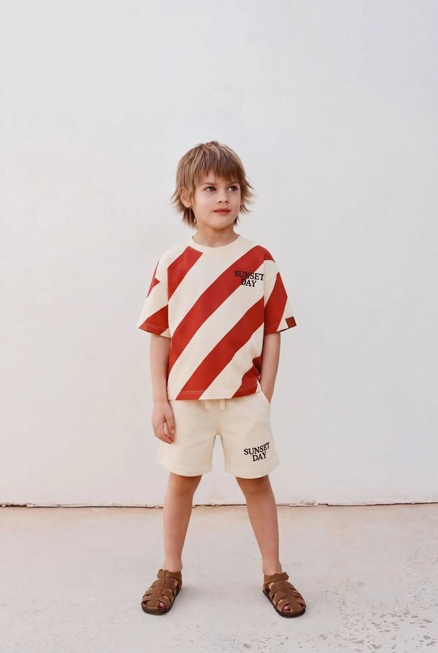 Çizgili Unisex Şortlu İkili Takım Kırmızı