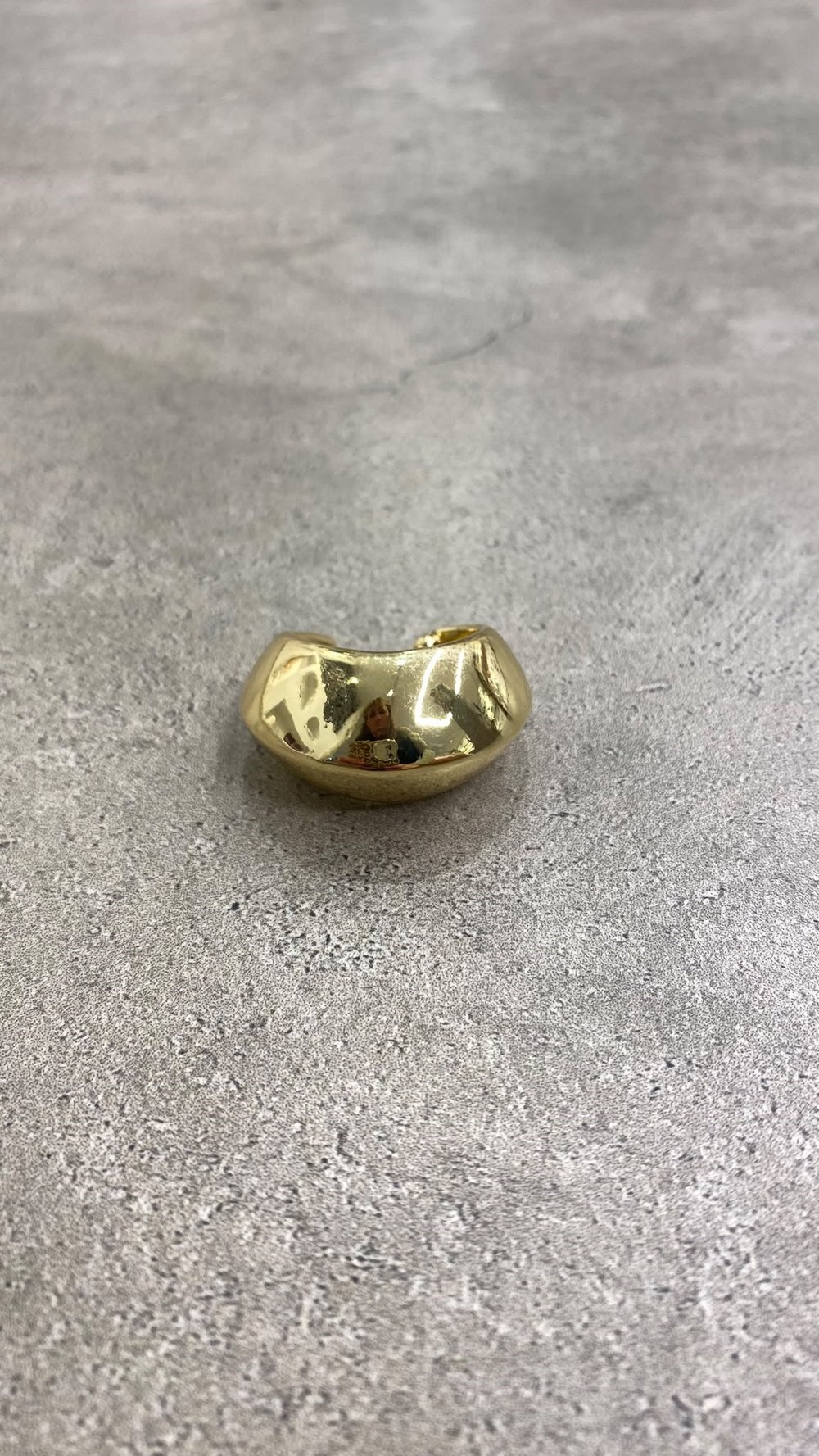 Gold Kıkırdak Küpe 