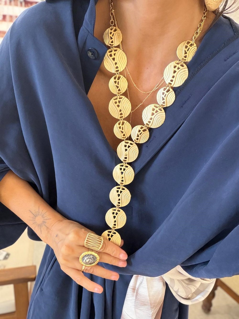 Gold Kravat Kolye