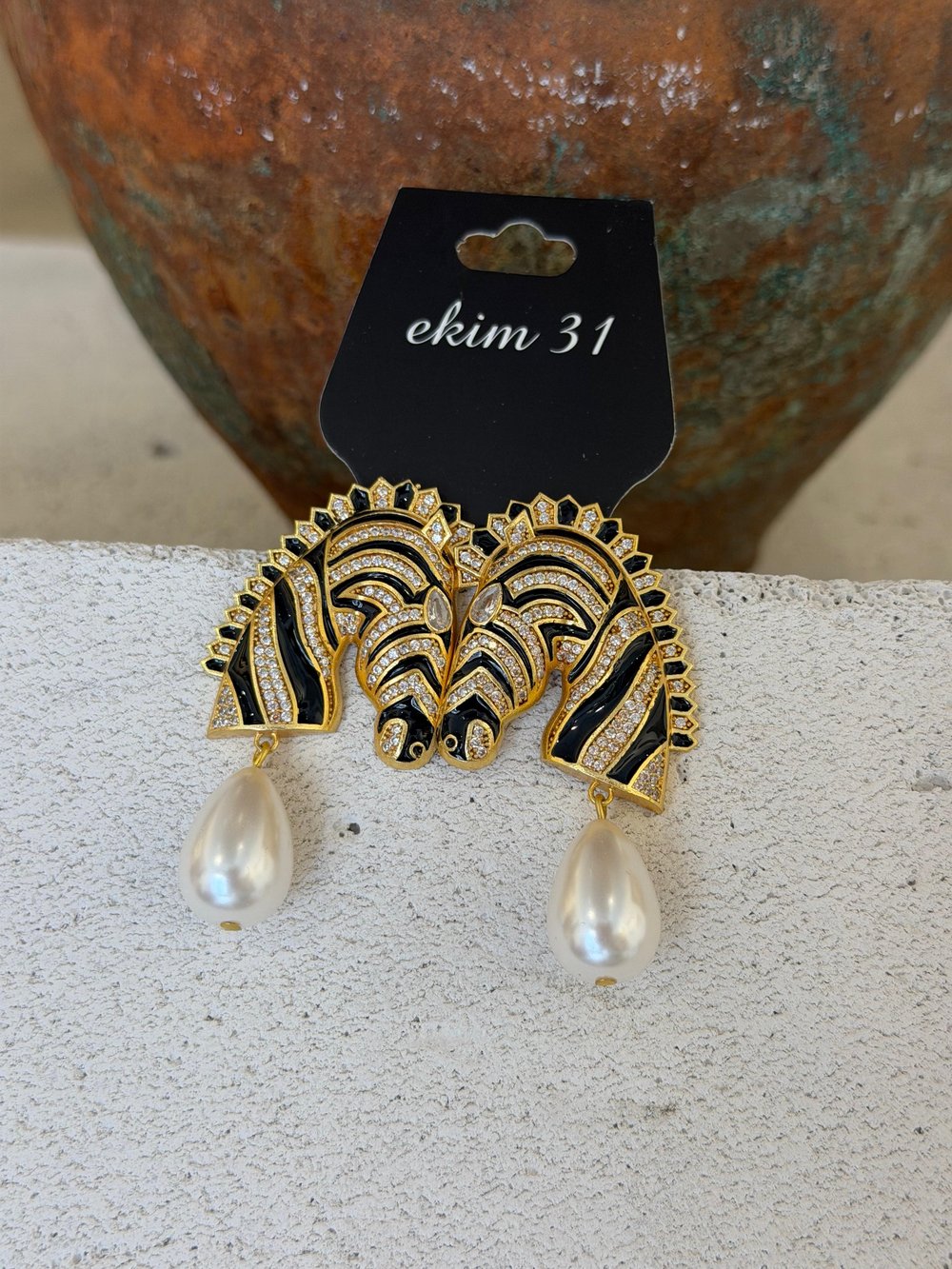 İncili Zebra Küpe
