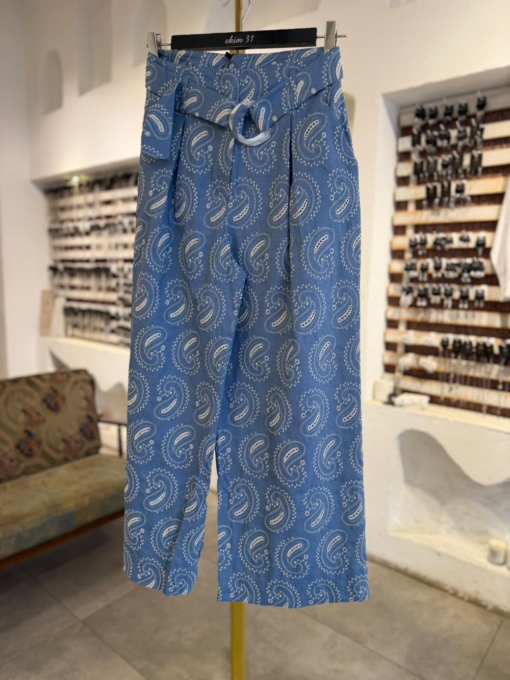 Kemerli Pantolon
