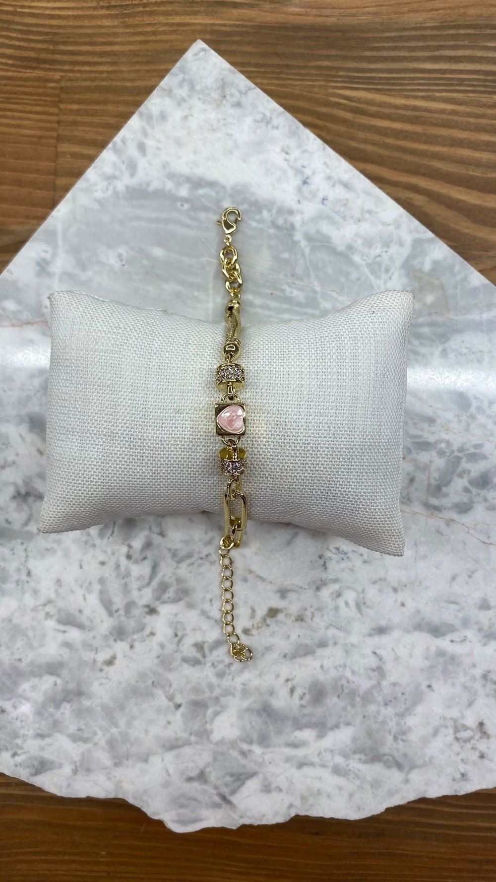 Pembe Kalp Gold Bileklik