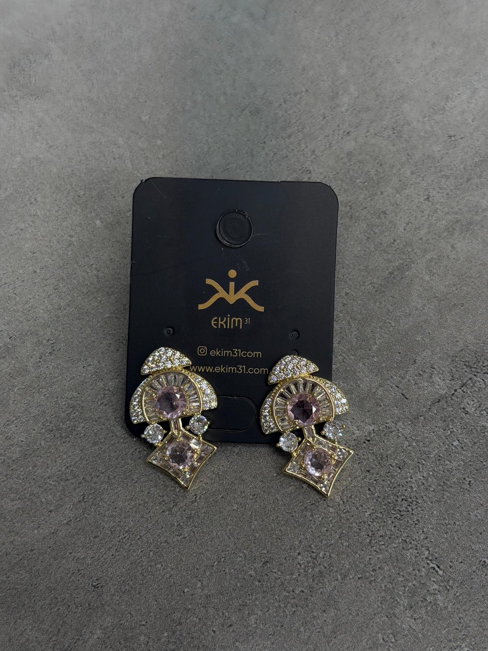 Pembe Taşlı Zirkon Gold Küpe