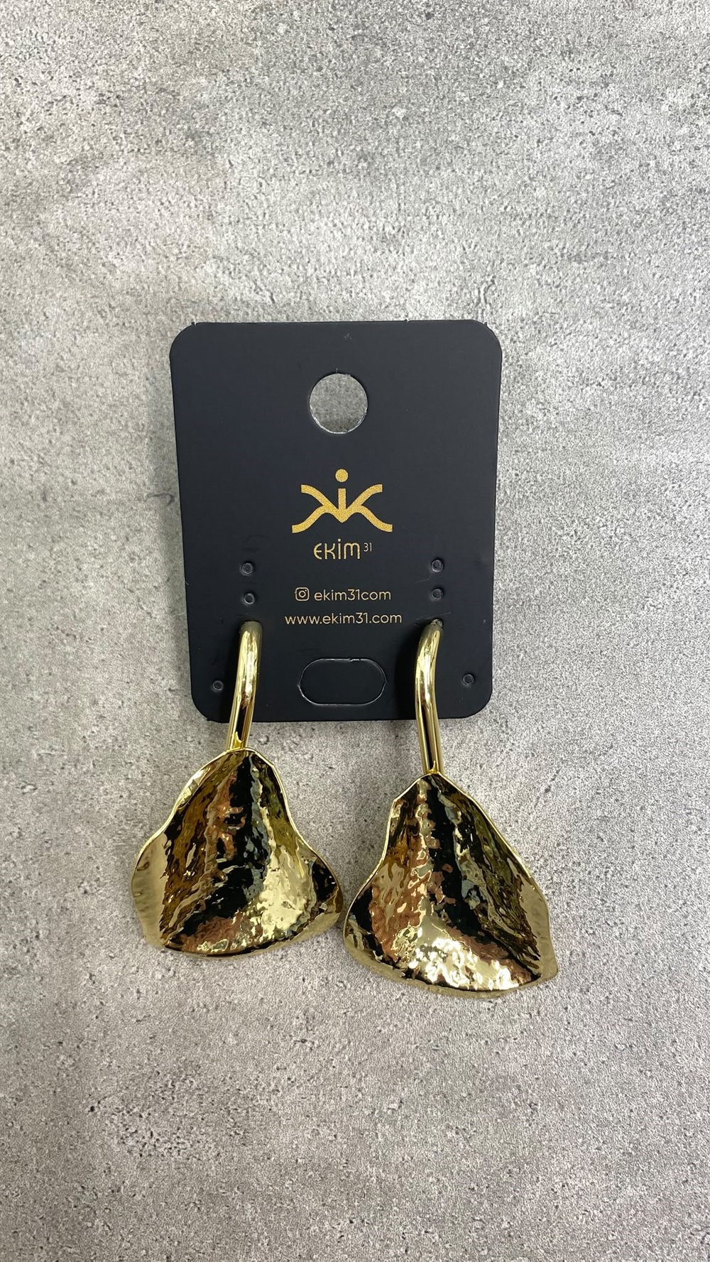 Sallantılı Gold Küpe