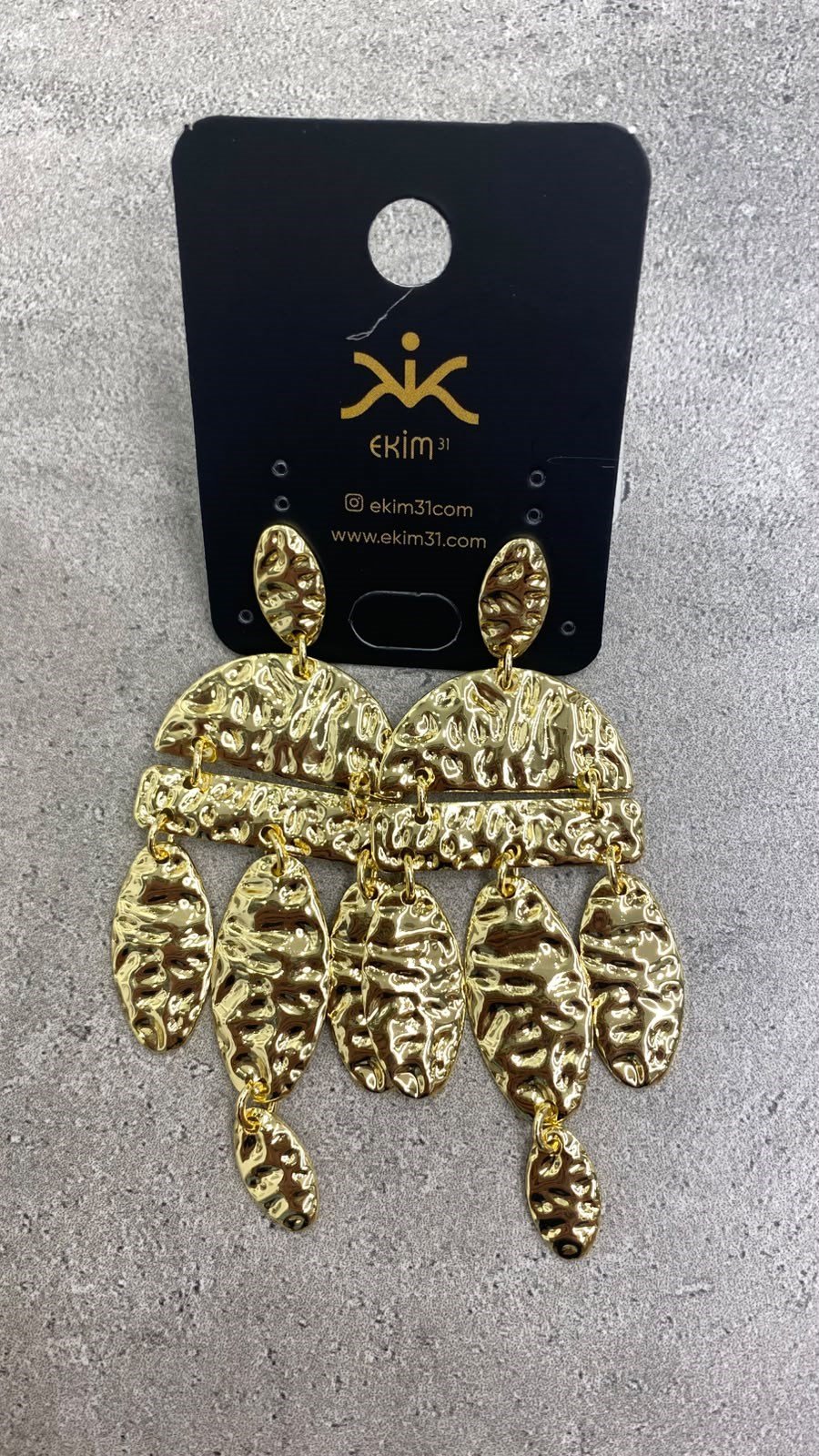 Sallantılı Gold küpe