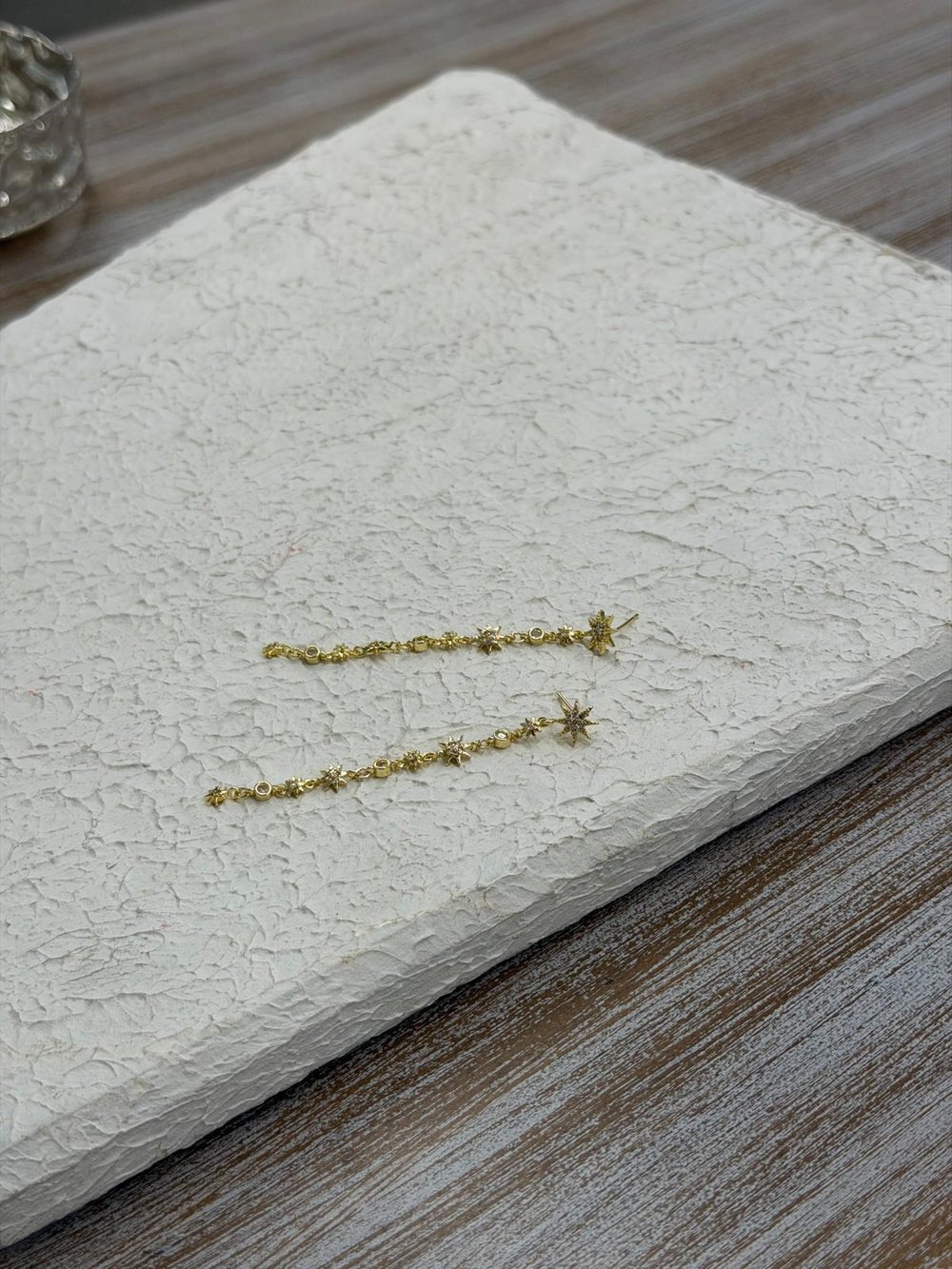 Sıralı Kutup Yıldızlı Sallantılı Küpe