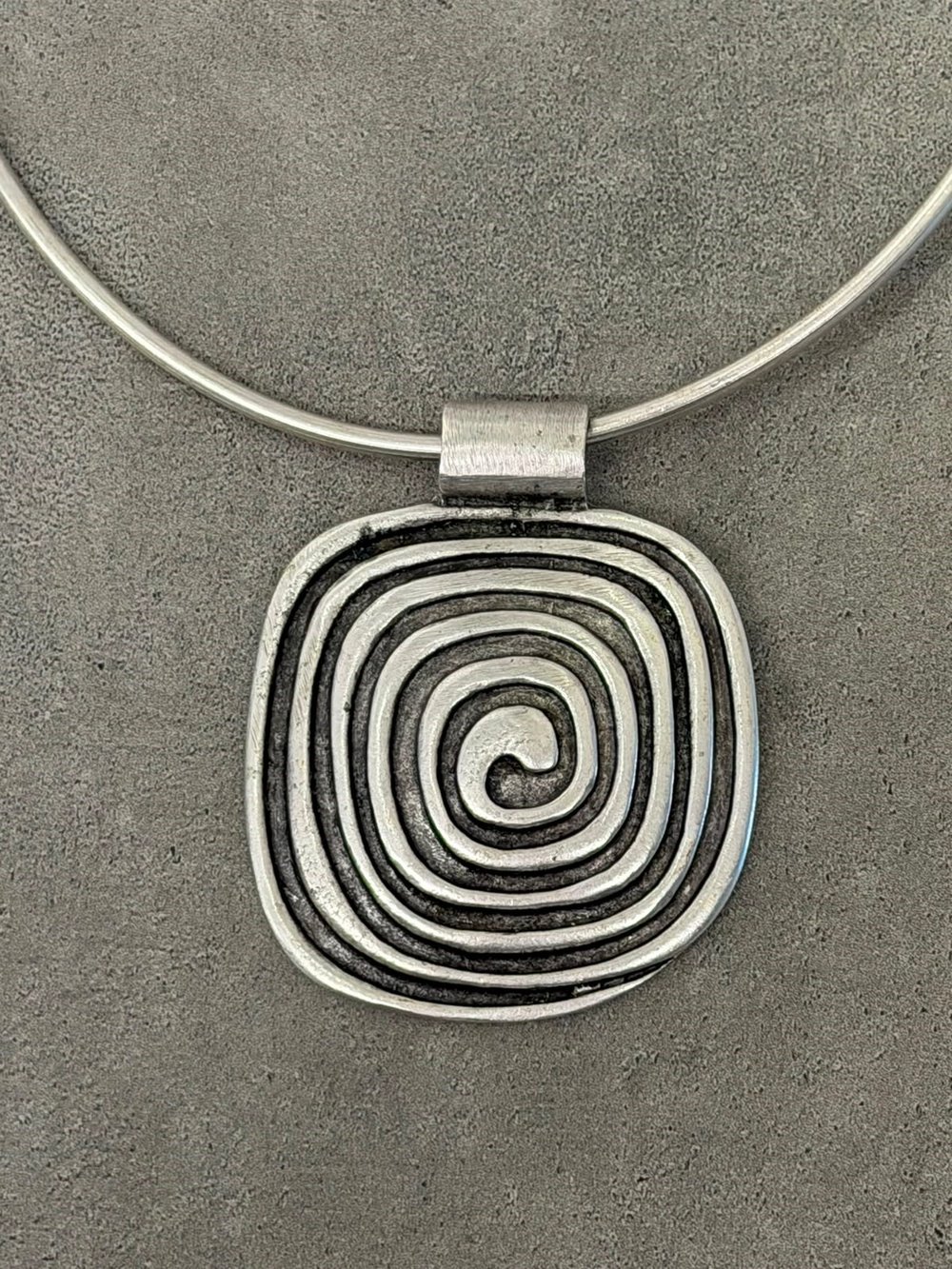 Tasma Bohem Kolye Spiral