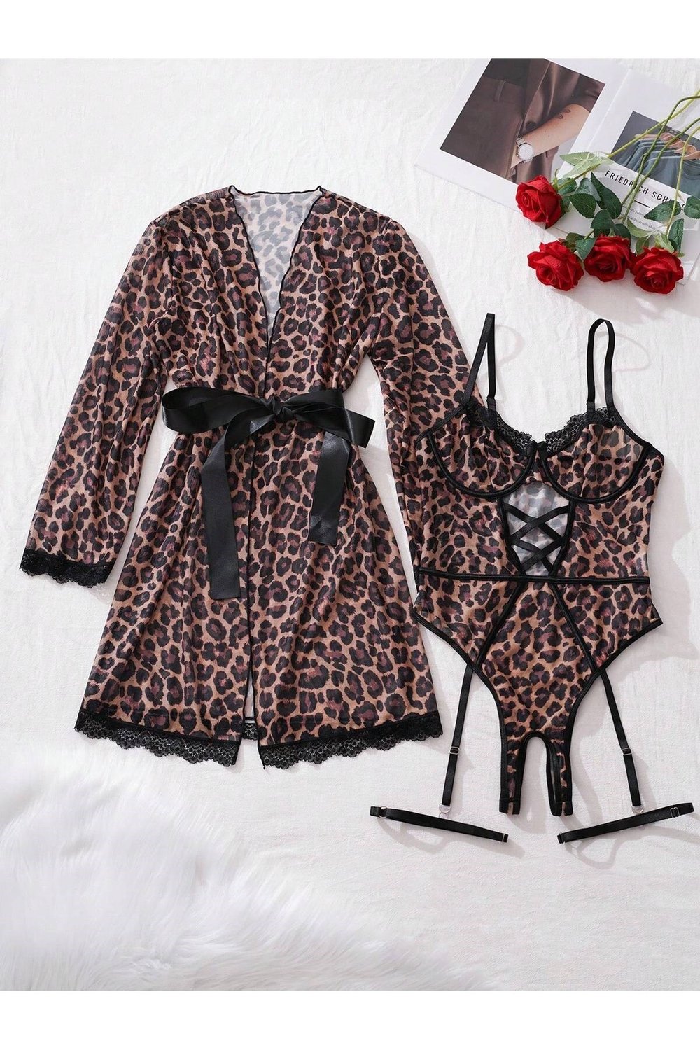Kadın Leopar Desen Jartiyerli Bodysuit Sabahlık Gecelik Takım - Sınırlı Üretim