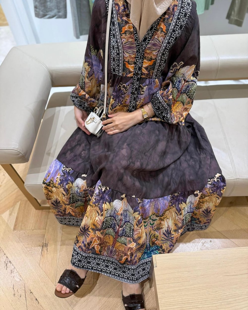 Nazen Elbise
