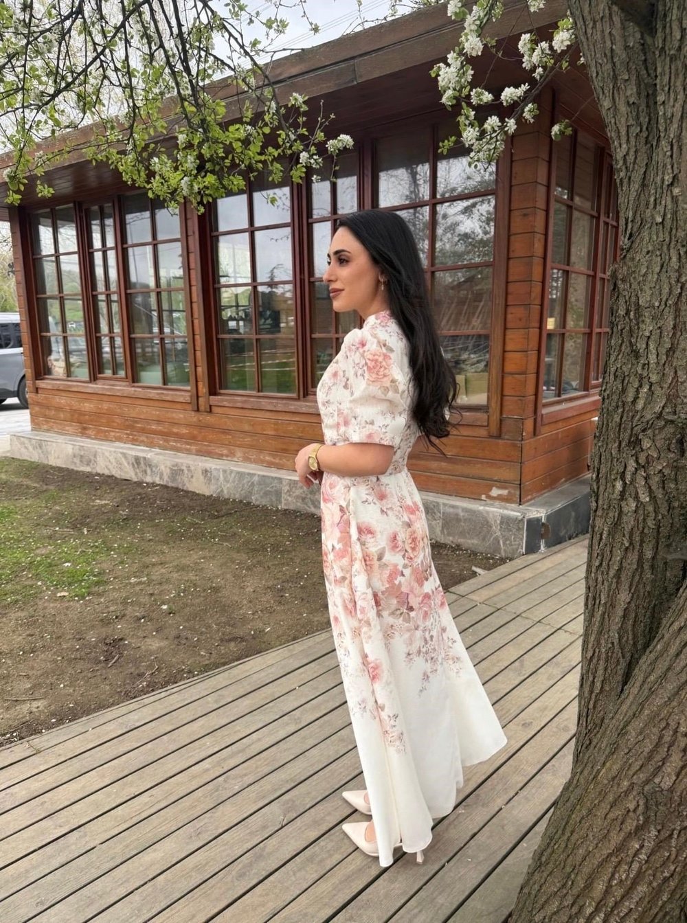 Çiçek Desen Kemerli Elbise