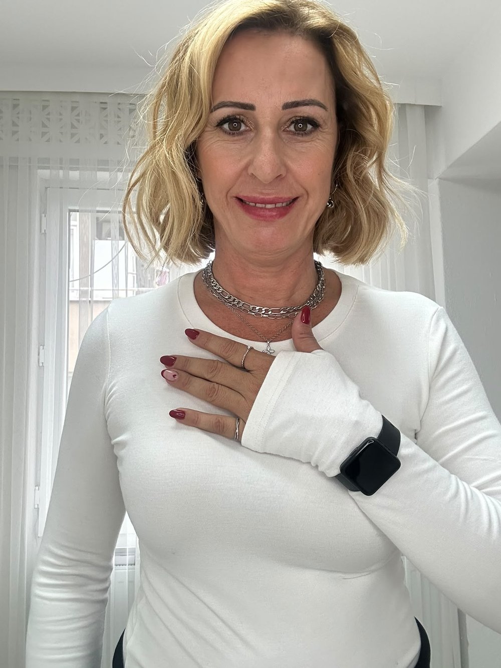 PARMAK GEÇMELİ BODY EKRU