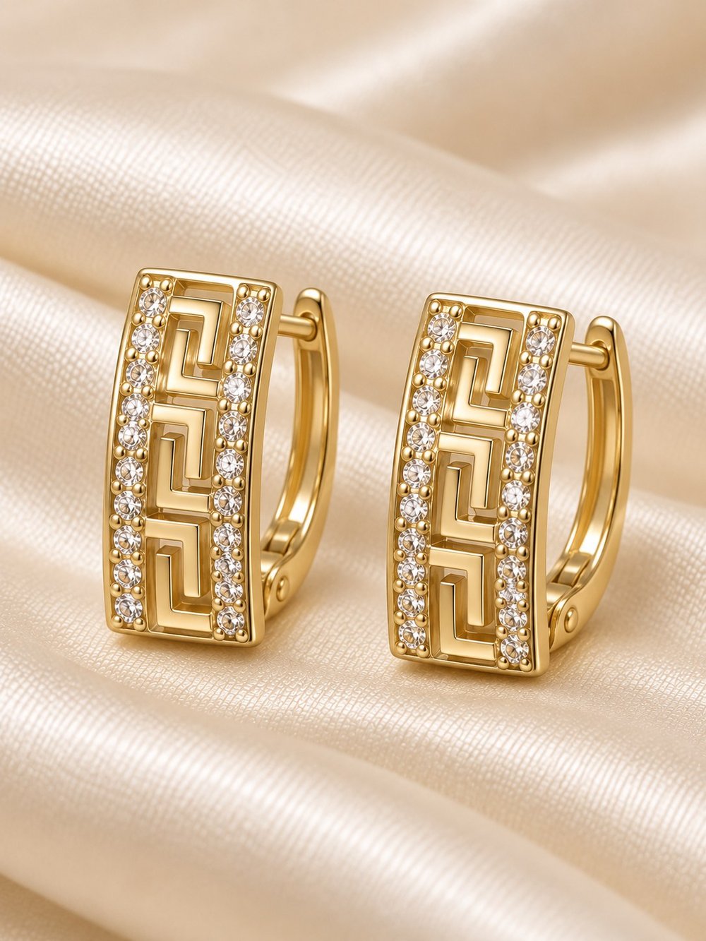 TURKUAZ XUPING 14K GREK ZİRKON KÜPE